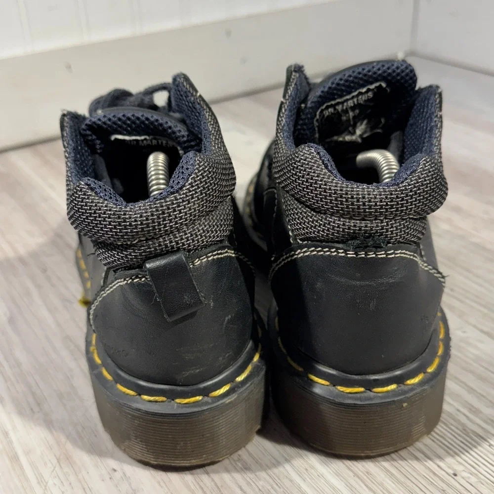 DR. MARTENS Docs DM's Chunky Leather Lace Up Boot‎ Shoes Kids Size UK 4 ENGLAND